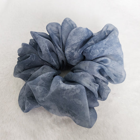 DAHLIA SCRUNCHIE