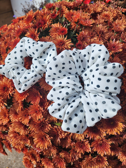 POLKA DOT CHIFFON SCRUNCHIE