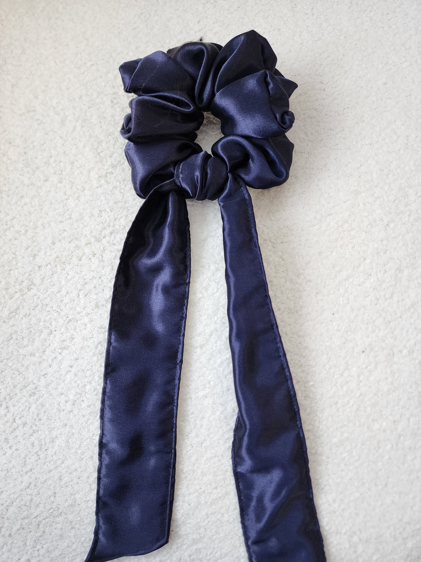 NAVY SATIN BOW SCRUNCHIE